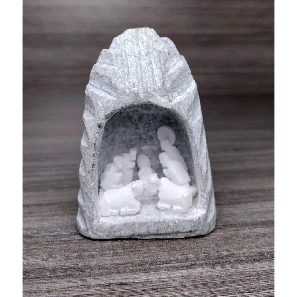 Vintage 1993 Hand Carved Granite Nativity Scene Christmas Holiday Decoration